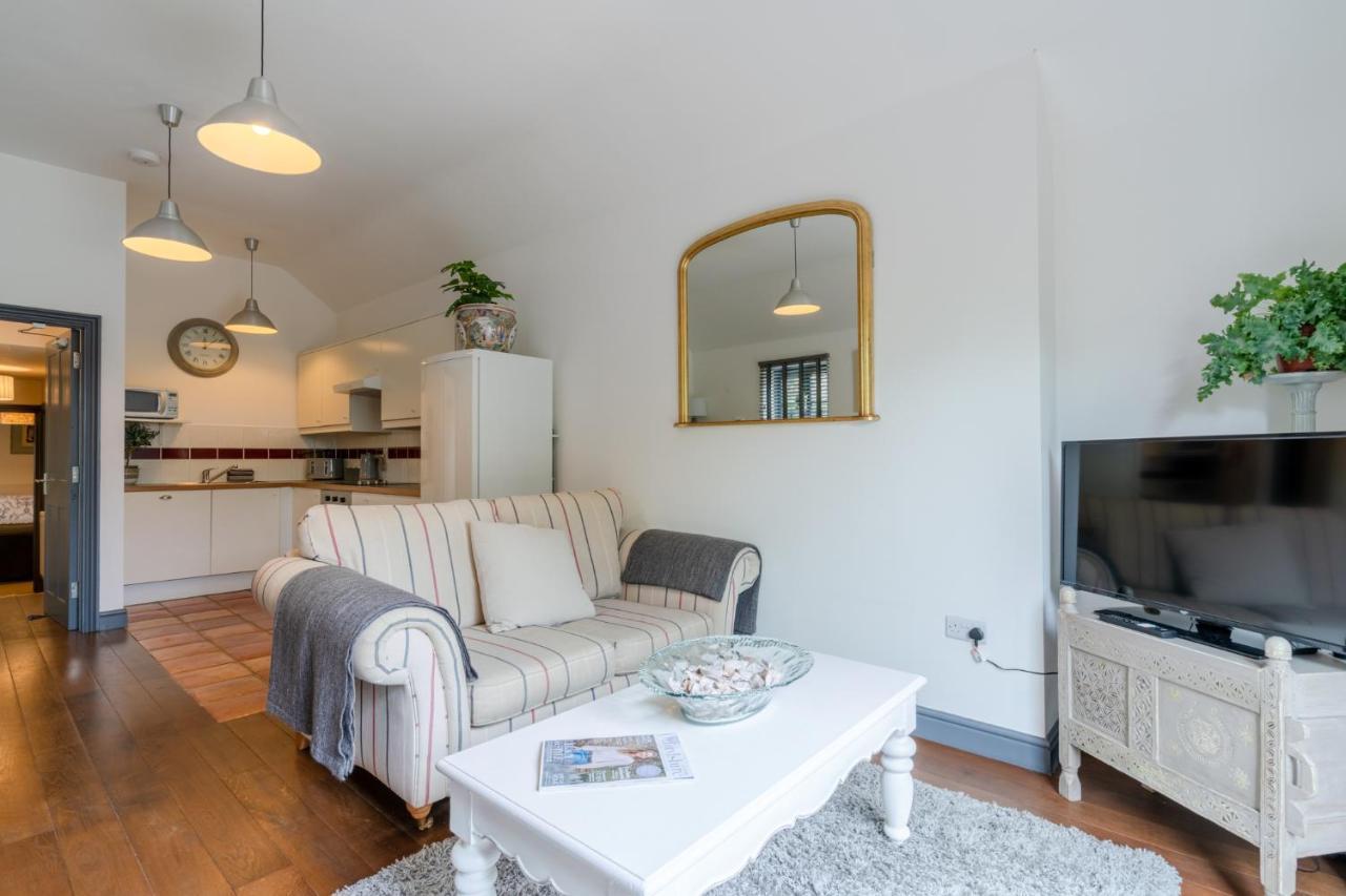 Buff Lodge Tackley Extérieur photo